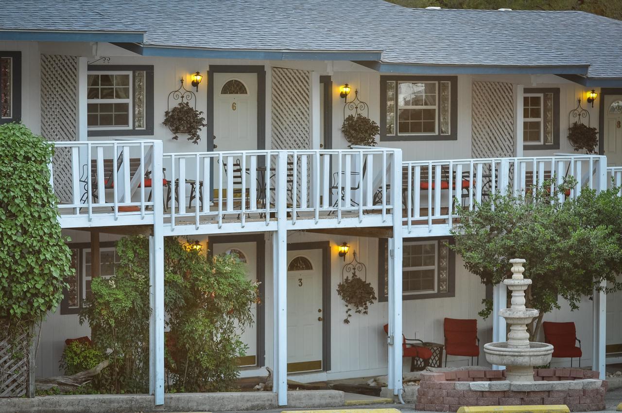 Holiday Lodge On 峡谷湖 外观 照片